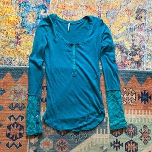 Free People Lace Cuff Thermal size S